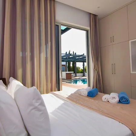 Seafront Layla By Ruidoso Luxury * Ayia Napa